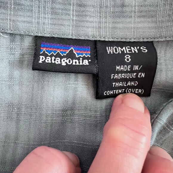 PATAGONIA WOMENS LIGHTWEIGHT LONG SLEEVE BUTTON DOWN BLOUSE GRAY SIZE 8 - Picture 7 of 12